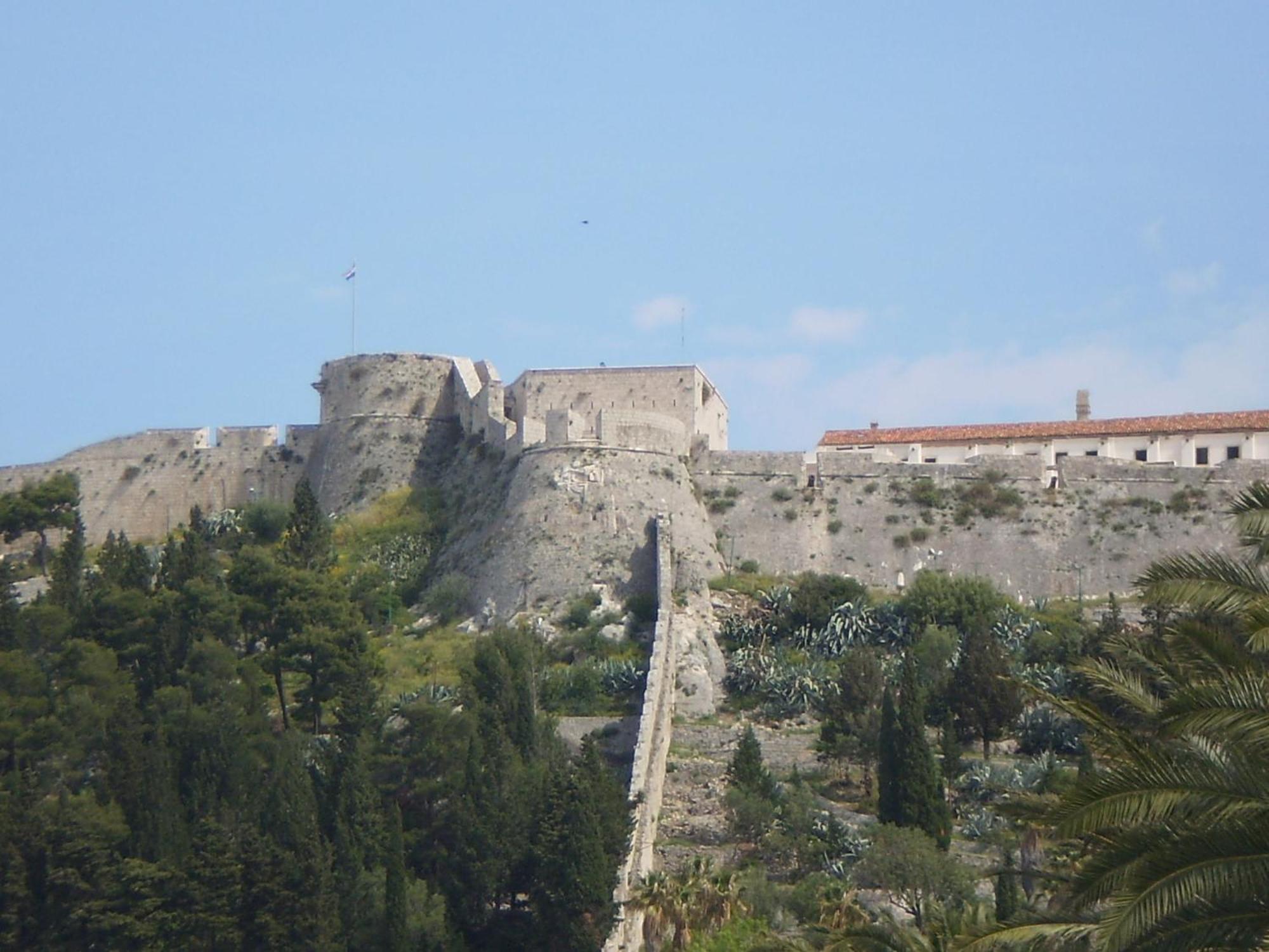 B&B Buzolic Hvar Town Extérieur photo
