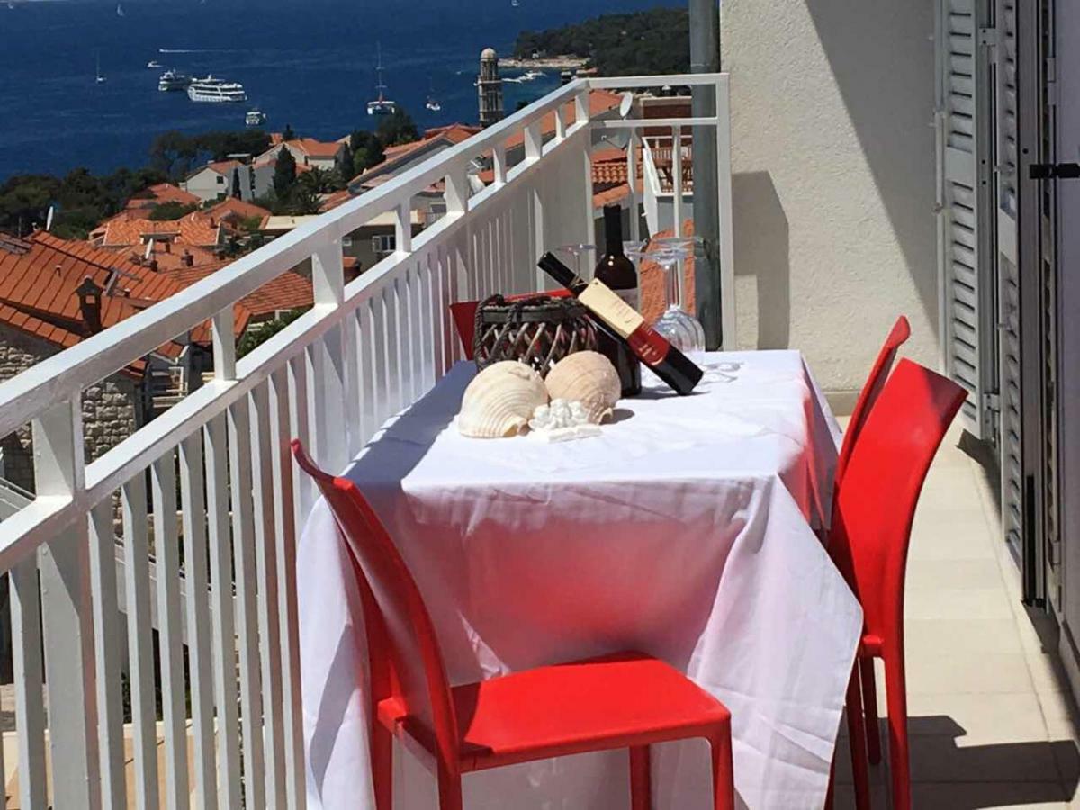 B&B Buzolic Hvar Town Extérieur photo