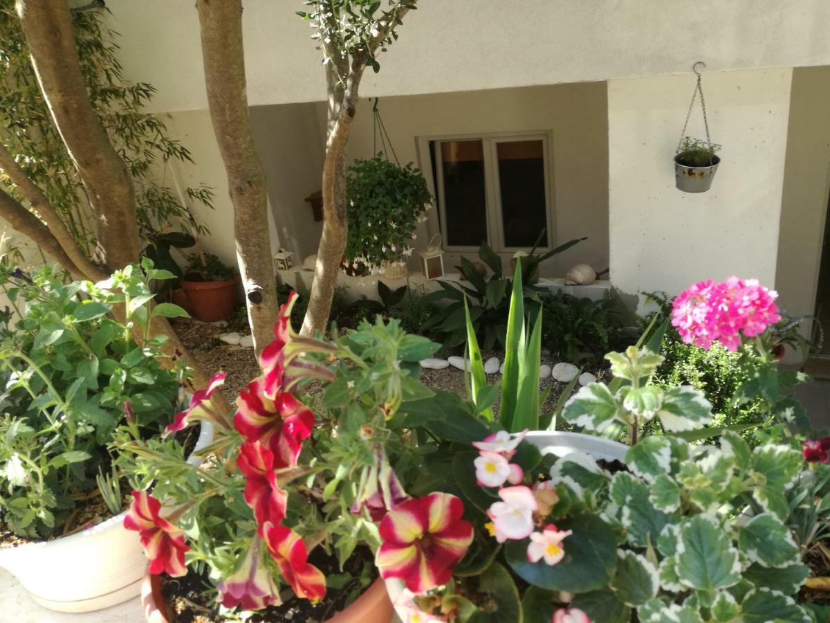B&B Buzolic Hvar Town Extérieur photo